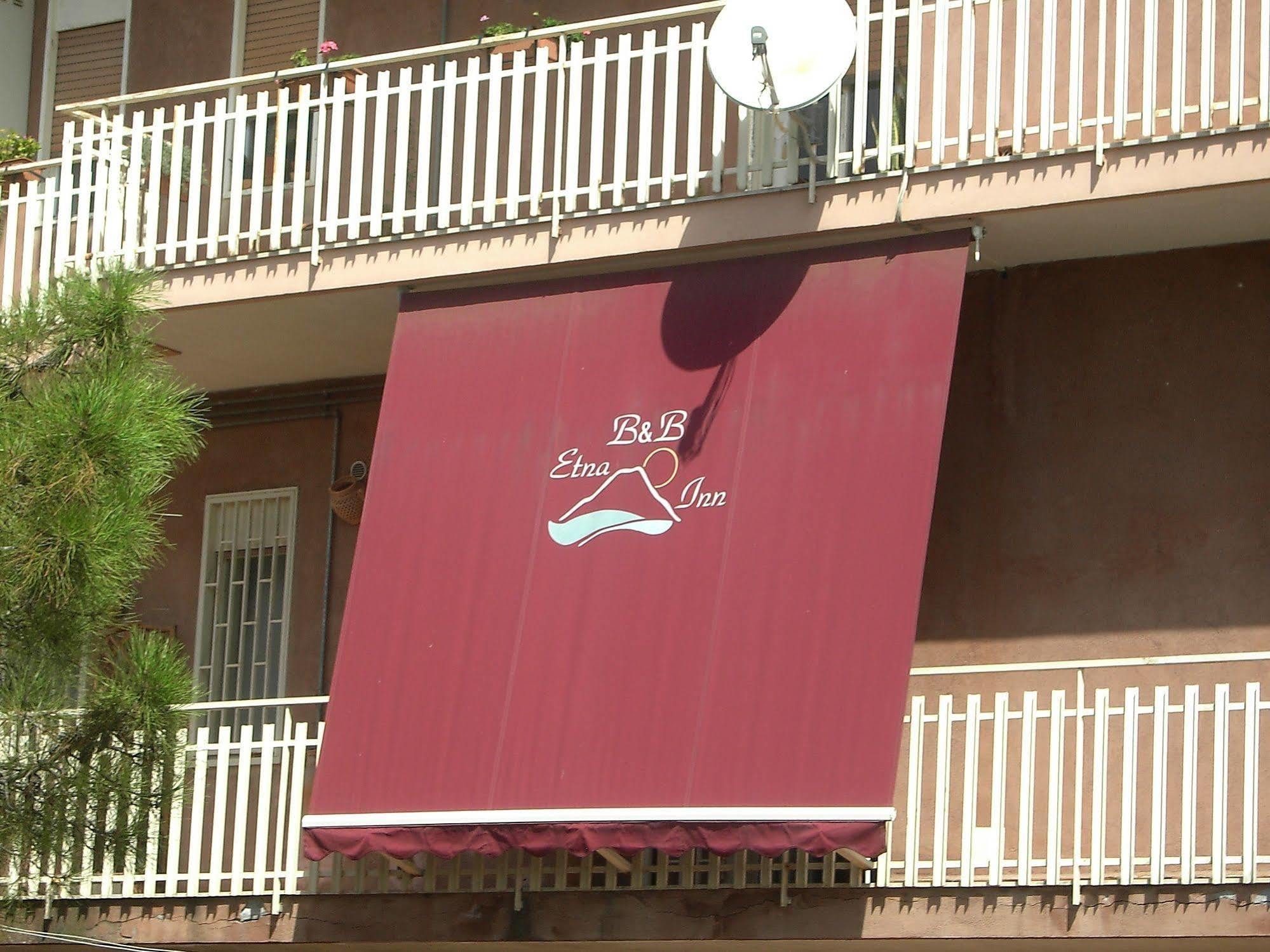 Etna Inn Motta Sant' Anastasia Exterior photo